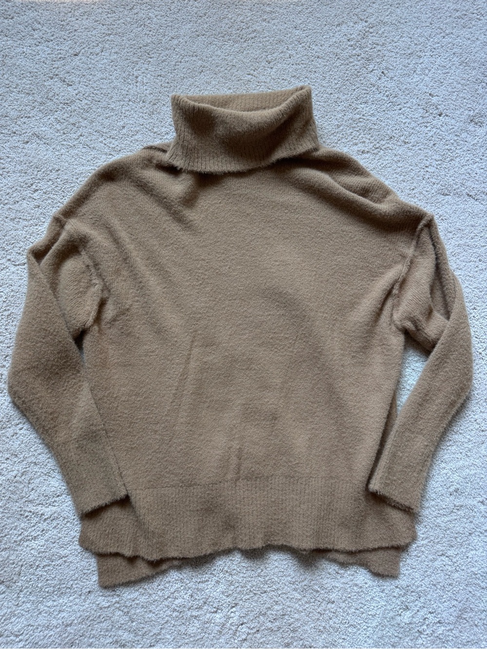 Aerie Buttercream Turtleneck Sweater in Cappuccino
